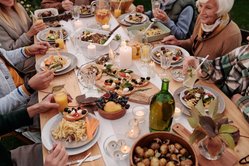 Alweer niet gezellig aan tafel? Zo los je dat voor altijd op!