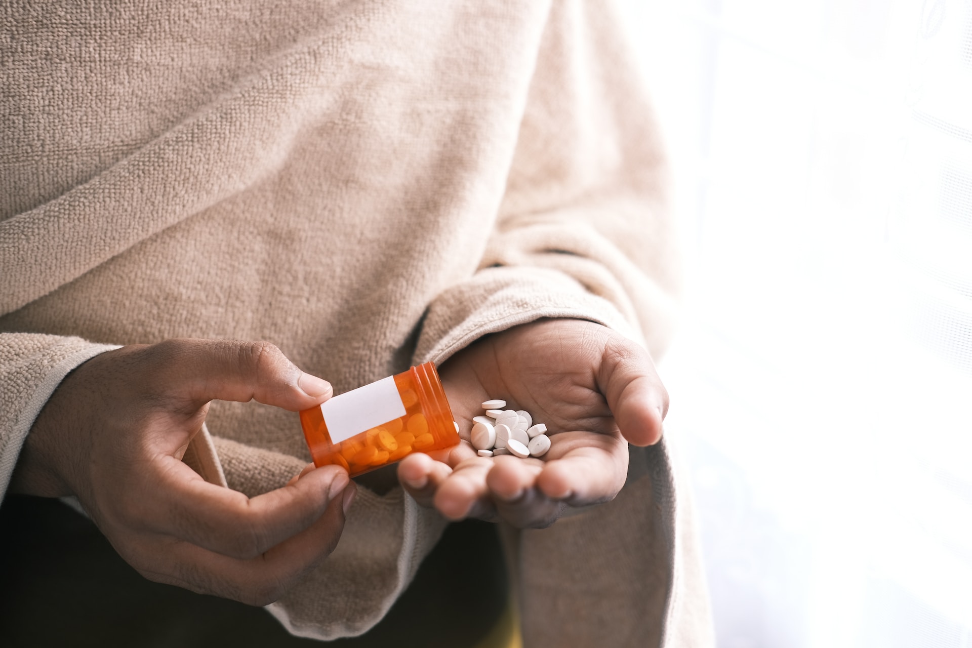 Rising Trend of Painkiller Overdose Among Young People – Causes and Concerns